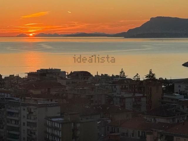 Appartamento in vendita di 122 m² in Via Maule