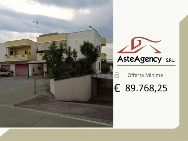 Appartamento in vendita di 122 m² in Via Magna Grecia, 8