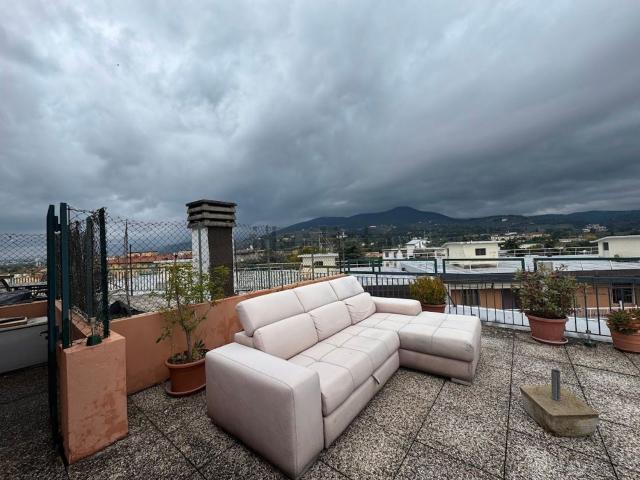 Appartamento in vendita di 122 m² in Via Mario Sbrilli