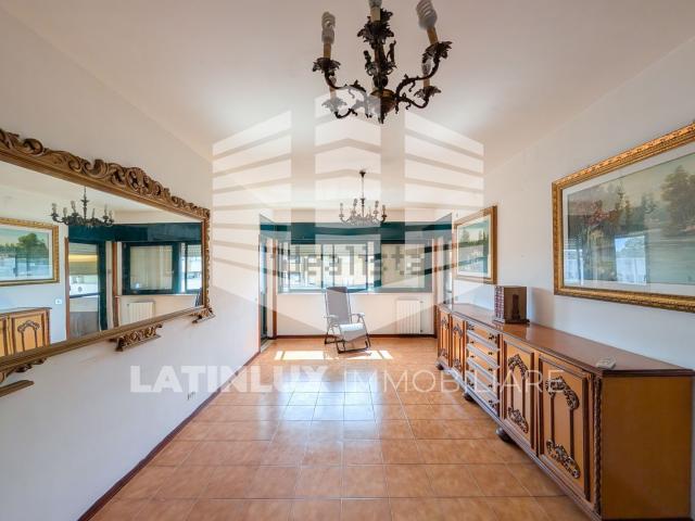 Appartamento in vendita di 122 m² in Via Pontinia