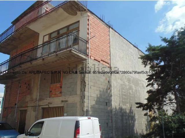 Appartamento in vendita di 122 m² in Via Papa Giovanni XXIII