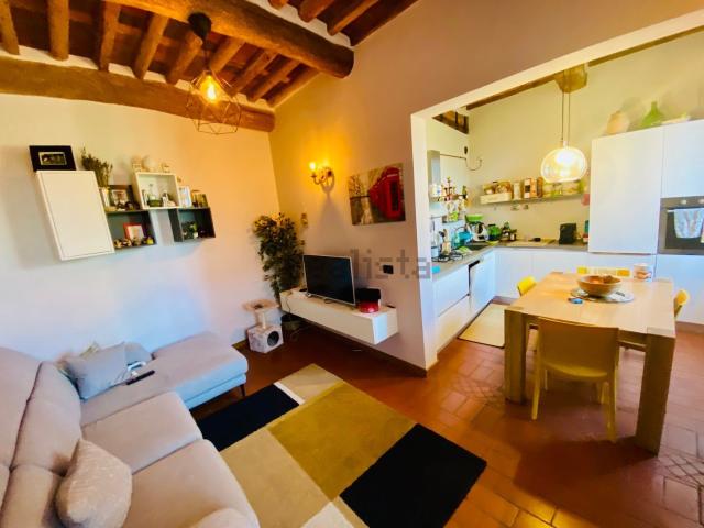 Appartamento in vendita di 122 m² in Via per Corte Ceci, 319