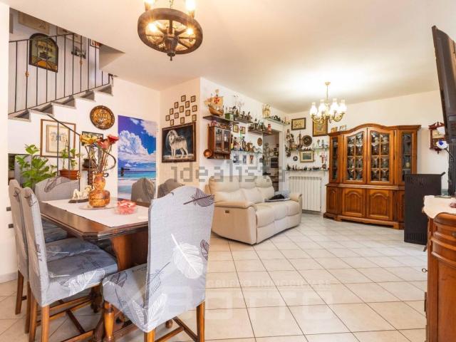Appartamento in vendita di 122 m² in Via Roma, 5