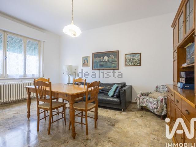 Appartamento in vendita di 122 m² in Via Roma