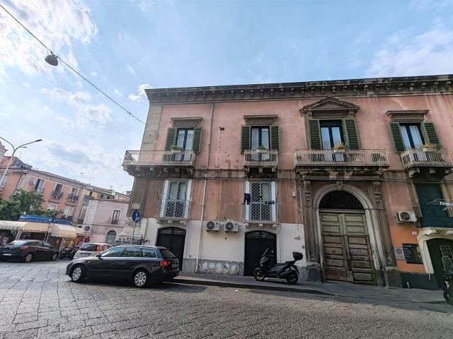 Appartamento in vendita di 122 m² in Via Riccardo da Lentini, 5