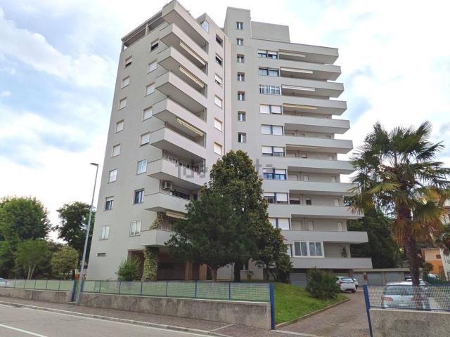 Appartamento in vendita di 122 m² in Via Umberto I°