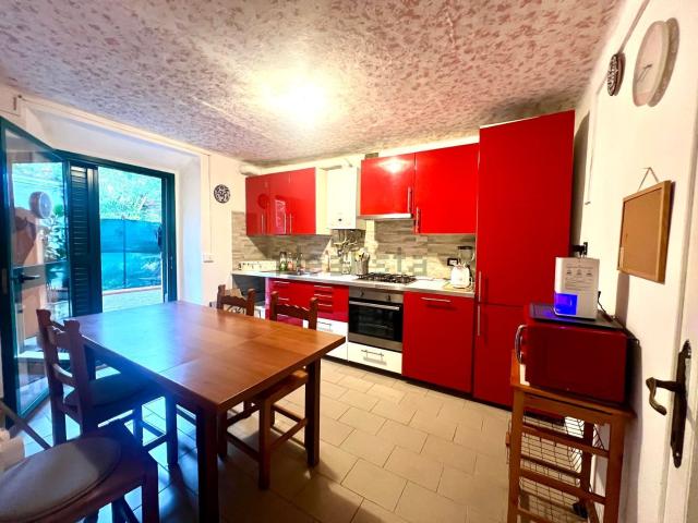 Appartamento in vendita di 122 m² in Viale Francesco Bonaini