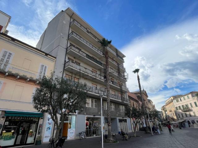 Appartamento in vendita di 122 m² in Viale Secondo Moretti, 12