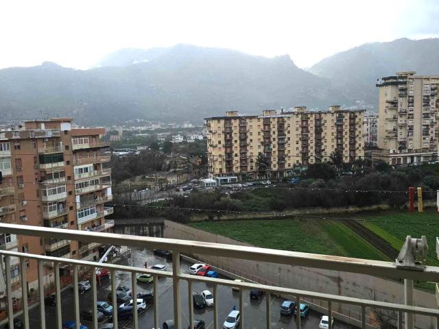 Appartamento in vendita di 122 m² in Largo OS2, 7
