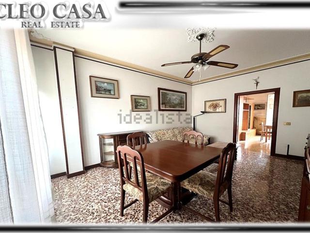 Appartamento in vendita di 122 m² in Strada San Faustino, 123