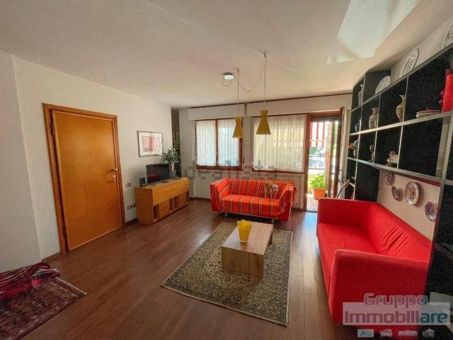 Appartamento in vendita di 123 m² in Via Hermada, 6