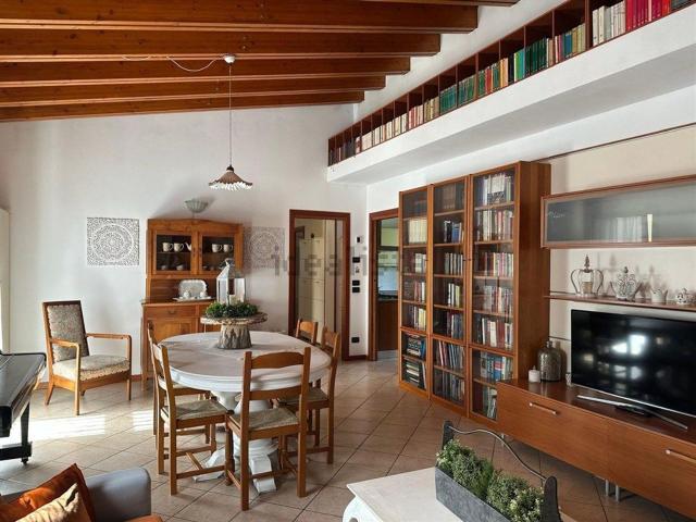 Appartamento in vendita di 123 m²