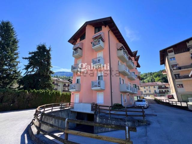 Appartamento in vendita di 123 m² in Via Cesare Battisti, 41
