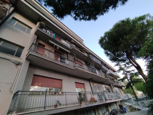 Appartamento in vendita di 123 m² in Via Cesare Pavese