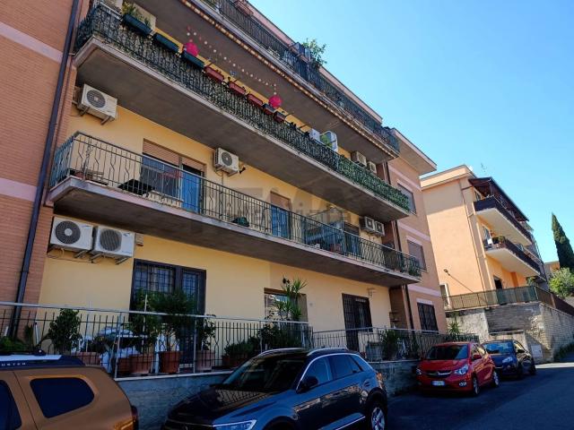 Appartamento in vendita di 123 m² in Via Amedeo Giustini, 12