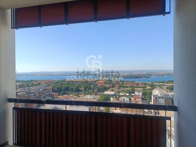 Appartamento in vendita di 123 m² in Via Ancona, 23
