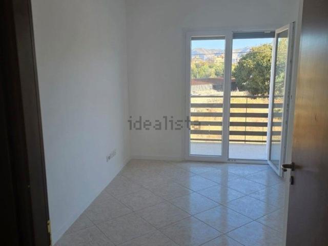 Appartamento in vendita di 123 m² in Via Badia, 259