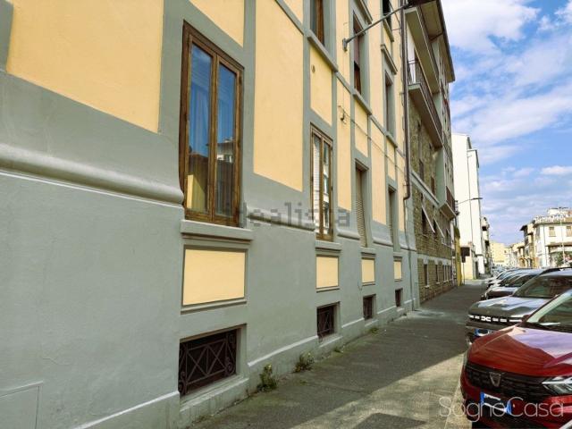 Appartamento in vendita di 123 m² in Via Goffredo Mameli, 1