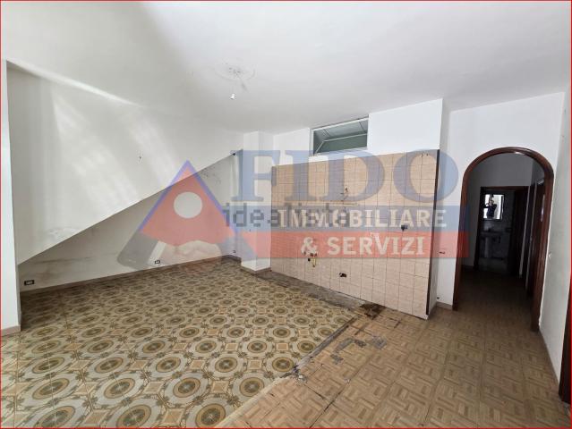 Appartamento in vendita di 123 m² in Via Giuseppe Garibaldi