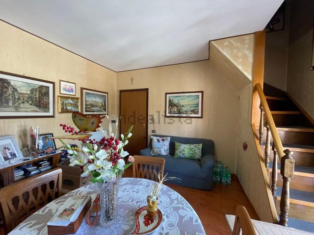 Appartamento in vendita di 123 m² in Via Giuseppe Lugli, 14