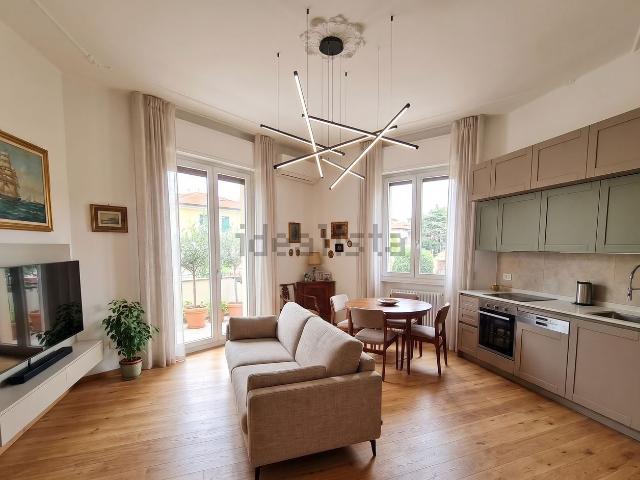 Appartamento in vendita di 123 m² in Via Domenico Guglielmini, 14