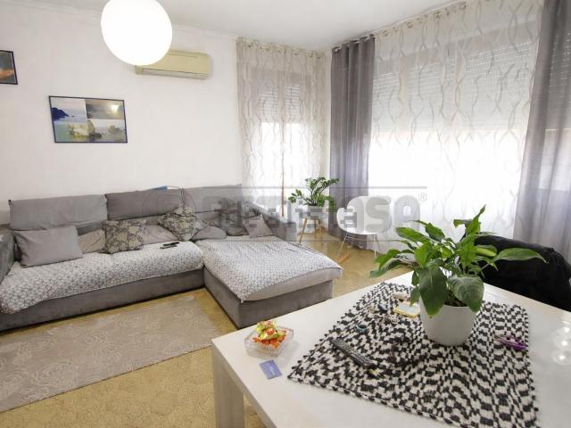 Appartamento in vendita di 123 m² in Via Don Luigi Sturzo, 17