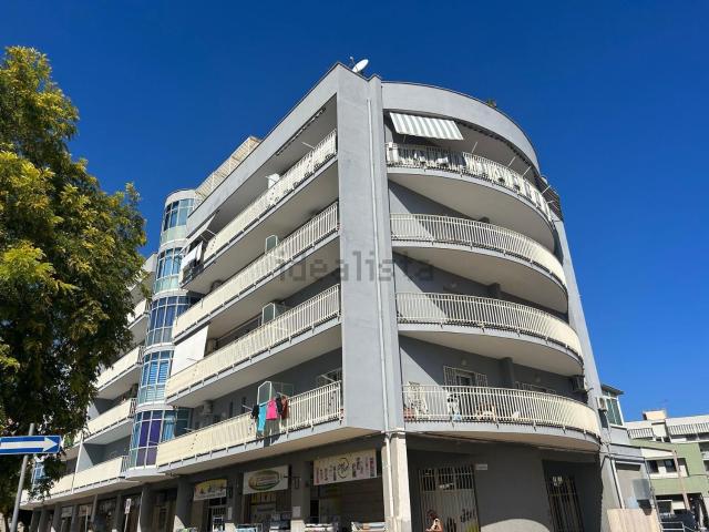 Appartamento in vendita di 123 m² in Via de Spuches