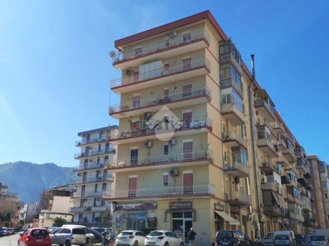 Appartamento in vendita di 123 m² in Via delle Pleiadi, 21
