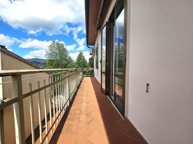 Appartamento in vendita di 123 m² in Via Fornacina Brachetti, 2