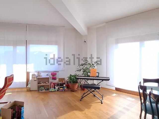 Appartamento in vendita di 123 m² in Via Felice Cavallotti