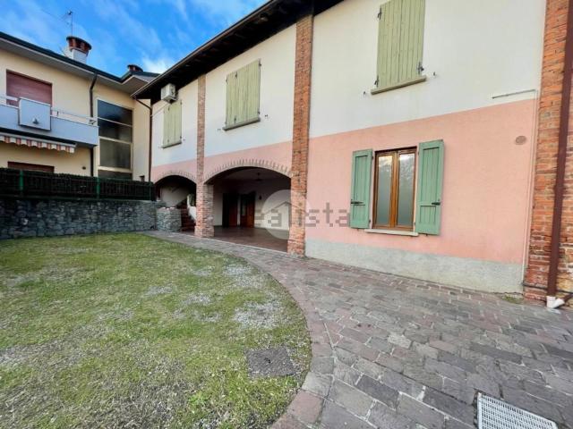Appartamento in vendita di 123 m² in Via Firenze, 11