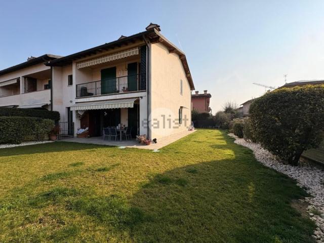 Appartamento in vendita di 123 m² in Via Mandolossa, 22