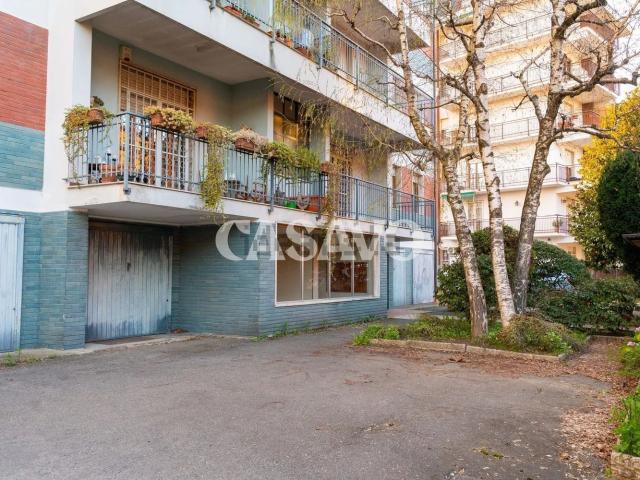 Appartamento in vendita di 123 m² in Via Mario Gea, 15