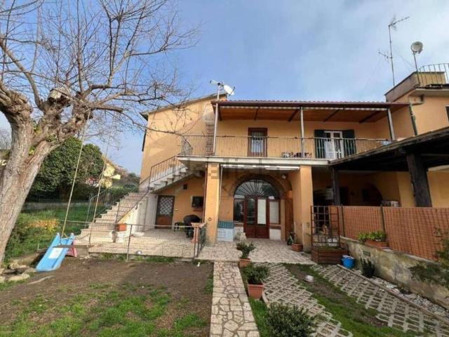 Appartamento in vendita di 123 m² in Via San Michele