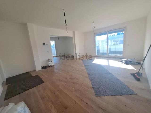 Appartamento in vendita di 123 m² in Via San Dionigi, 5