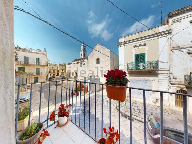 Appartamento in vendita di 123 m² in Via Signora Emilia, 3