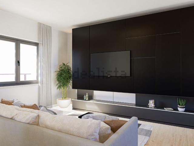 Appartamento in vendita di 123 m² in Via Silone Caio Albucio, 12