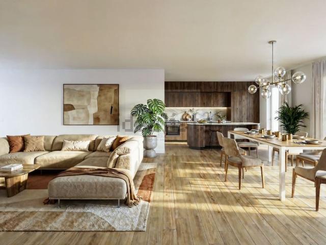 Appartamento in vendita di 123 m² in Via Silvio Pellico
