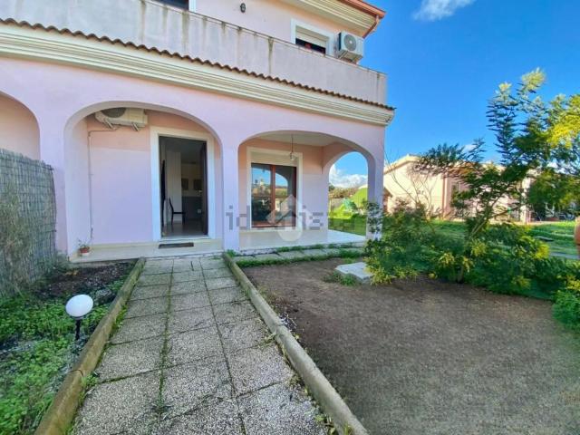 Appartamento in vendita di 123 m² in Via Panarea, 26