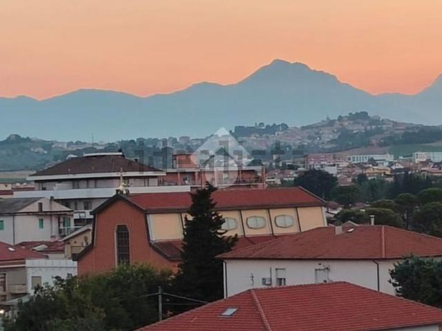 Appartamento in vendita di 123 m² in Via Piomba, 35