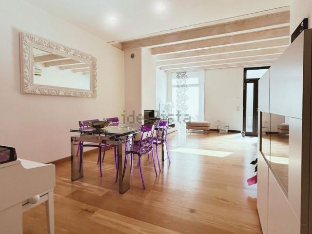 Appartamento in vendita di 123 m² in Via Riva Villasanta, 11