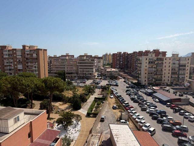 Appartamento in vendita di 123 m² in Via Tommaso Marcellini