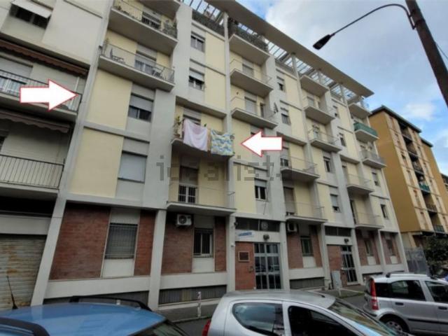 Appartamento in vendita di 123 m² in Via Ugo Foscolo