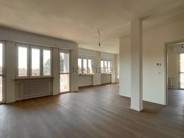 Appartamento in vendita di 123 m² in Via Vercellone, 82