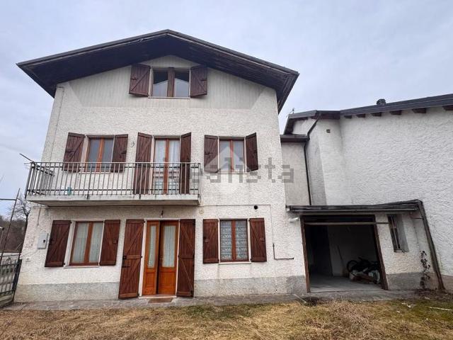 Appartamento in vendita di 123 m² in Viale Arnaldo Fusinato, 65