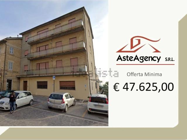 Appartamento in vendita di 123 m² in Viale IV Novembre, 33