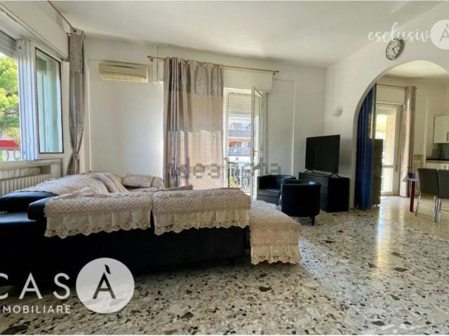 Appartamento in vendita di 123 m² in Viale Noli