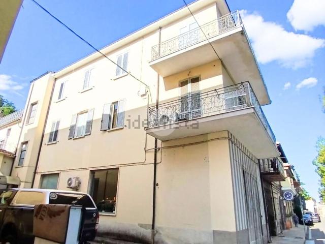 Appartamento in vendita di 123 m² in Viale Ringa, 66