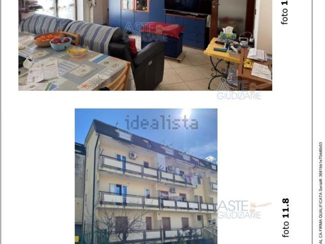 Appartamento in vendita di 123 m² in Contrada Serra, 54
