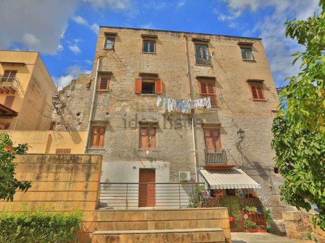 Appartamento in vendita di 123 m² in Piazza dei SS. Quaranta Martiri del Casalotto, 11